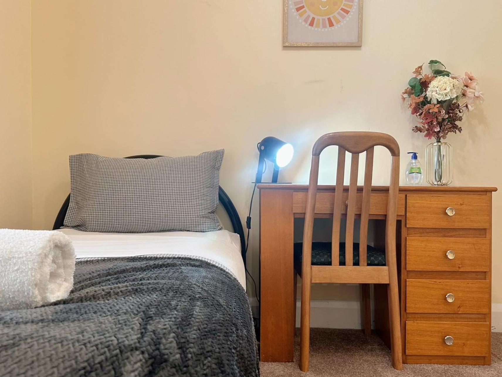 Coleman Comfort Hub - Close To City&Air Port Moonah المظهر الخارجي الصورة
